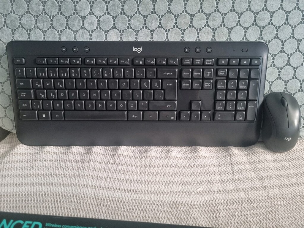 Logitech Kablosuz MK540 Klavye Mouse Seti - 4