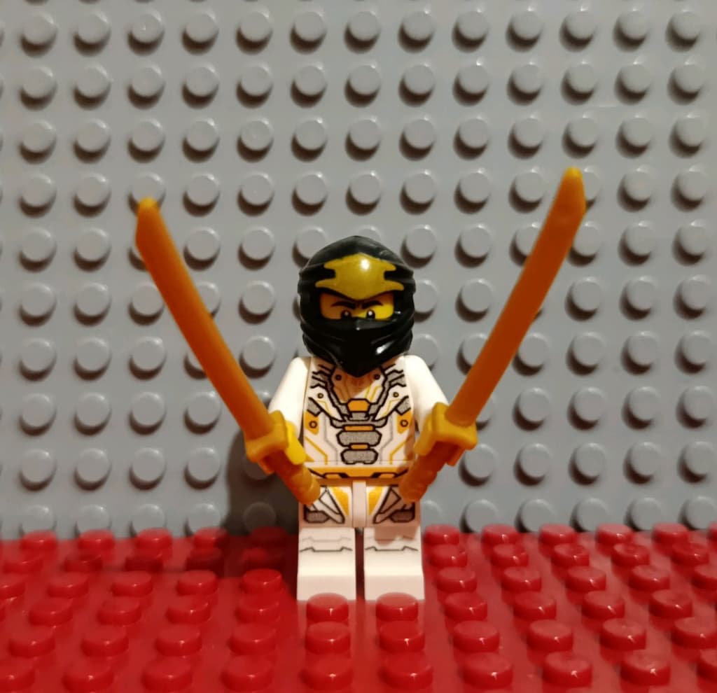 Lego Ninjago Cole Mini Figürü - 2