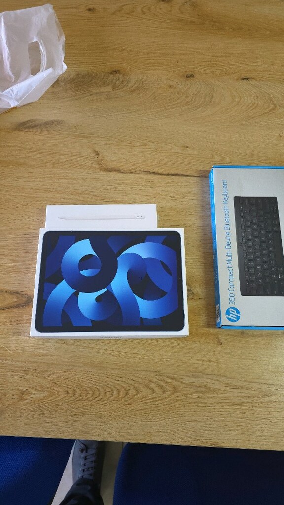 Ipad Air 5.nesil 64gb Mavi Tablet + apple kalemi + klavye - 10