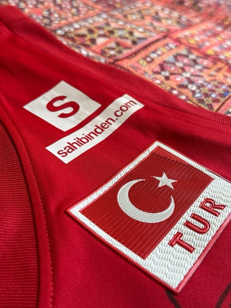 türkiye milli takım kadın voleybol imzalı kırmızı forması - 3