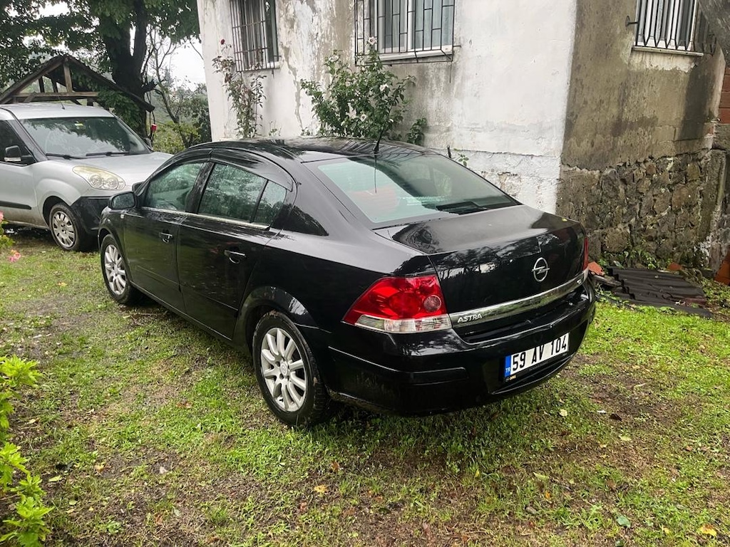 OPEL ASTRA 1,3 - 12