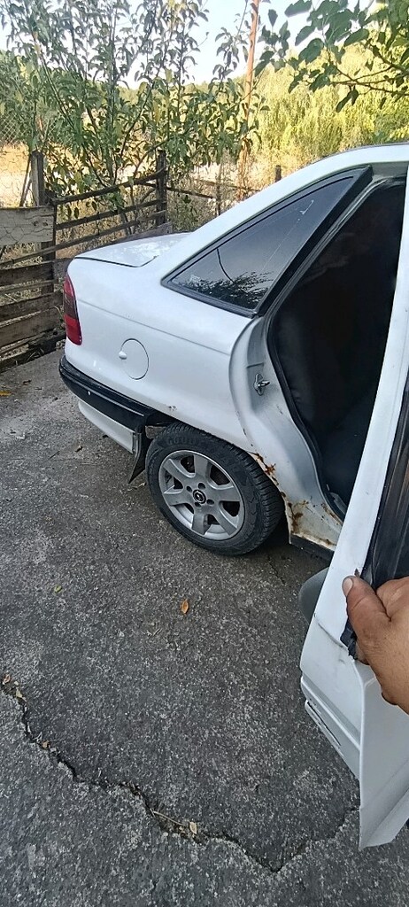 93 model 1.4 82 beygir enjeksiyonlu Opel Astra f - 4