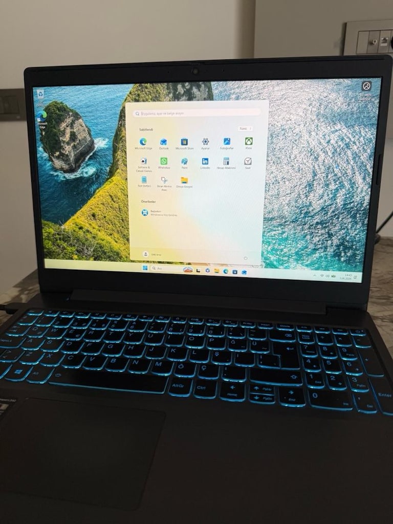 Lenovo L340 Gaming 17-9750H GTX1650 16GB RAM SSD FHD - 14