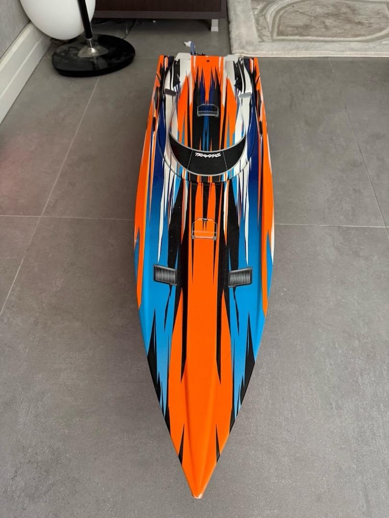 Traxxas Spartan SR 36'' RC Tekne - 2