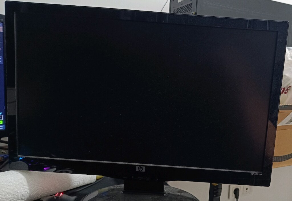 HP S2231a 1080p Monitör dvi VGA full HD 21.5
