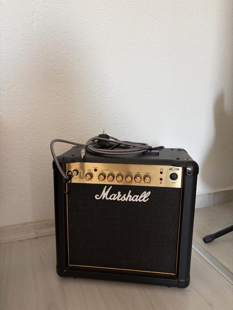 Elektro Gitar ve Amfi - 2