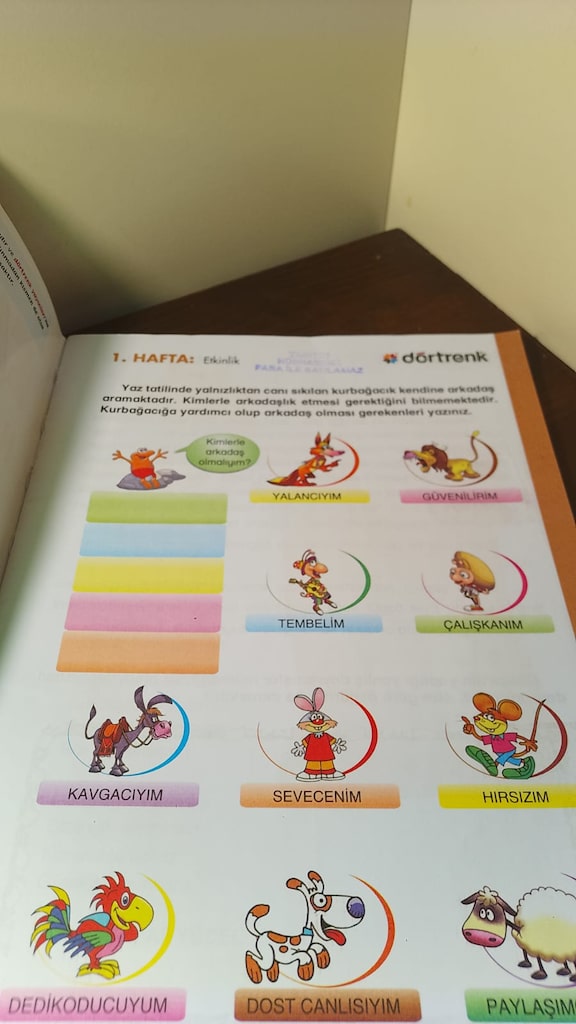 3. SINIF İNGİLİZCE & TATİL KİTAPLARI SETİ VE HİKÂYE KİTABI - 13