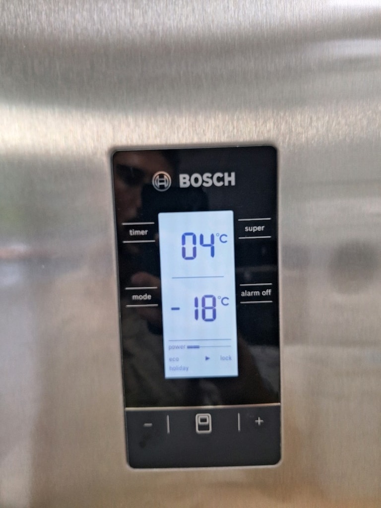 inox alttan dondurucu Bosch dijitalli yeni model çok temiz - 4