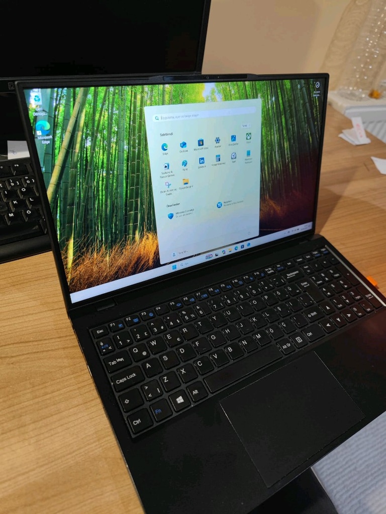 EVEREST EVERBOOK LAPTOP - 5