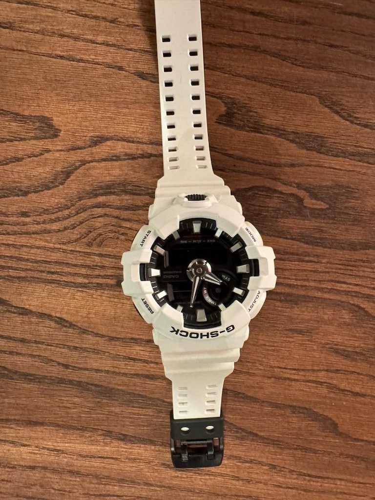 casio g shock GA 700