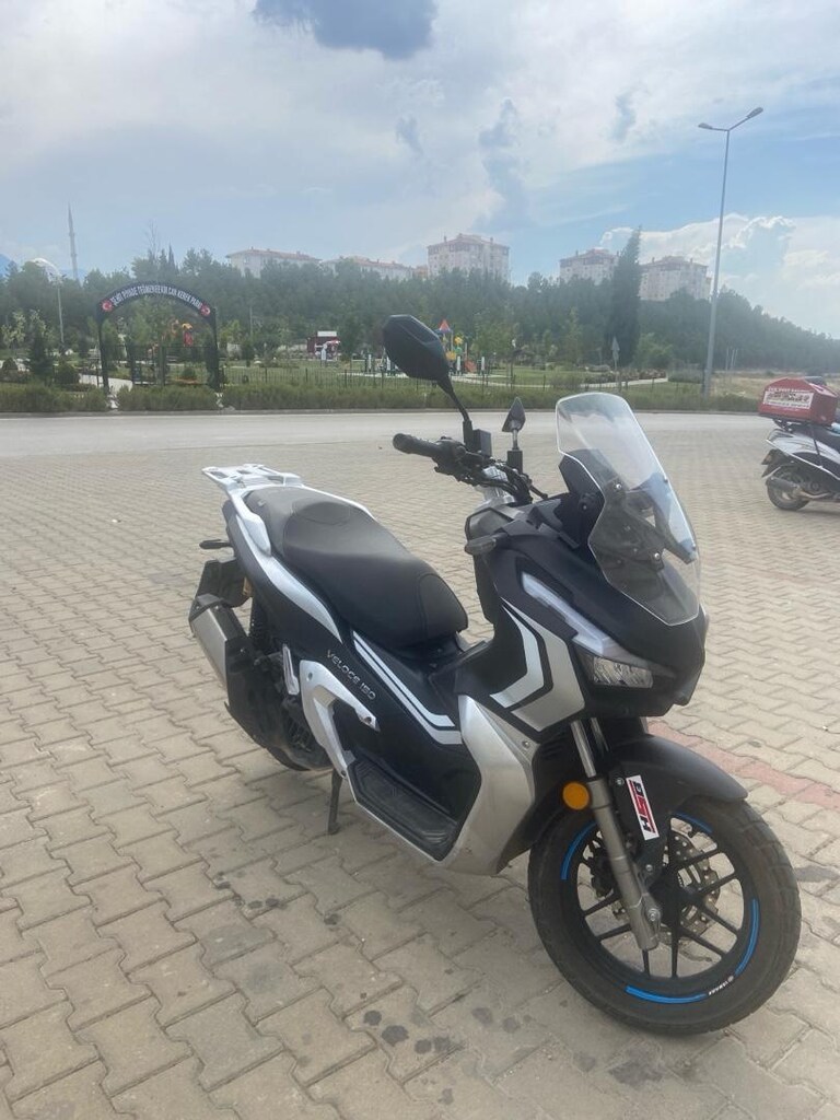 RKS VELOCE 150cc - 5