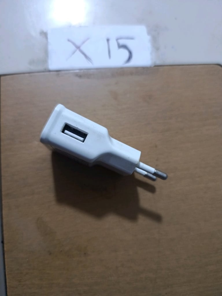 Satılık Temiz Persa PRS-73 Şarj Adaptörü (10.5W)İhtiyaç fazlası olduğu - 3