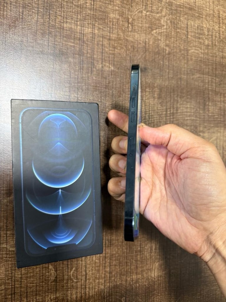 İPHONE 12 PRO MAX 256 GB YURTİÇİ DEĞİŞENSİZ HERŞEYİ ORJİNAL MAVİ RENK - 5