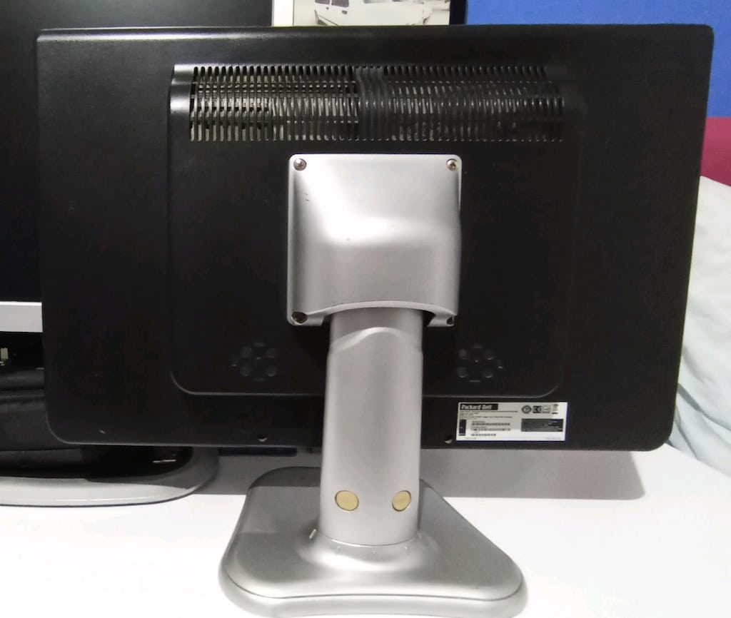 2. El 19" Monitör - 4