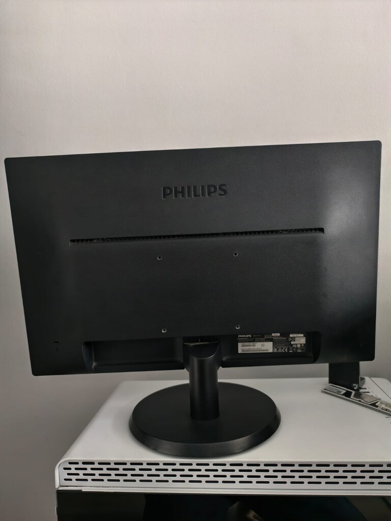 PHİLİPS LED MONİTÖR - 6
