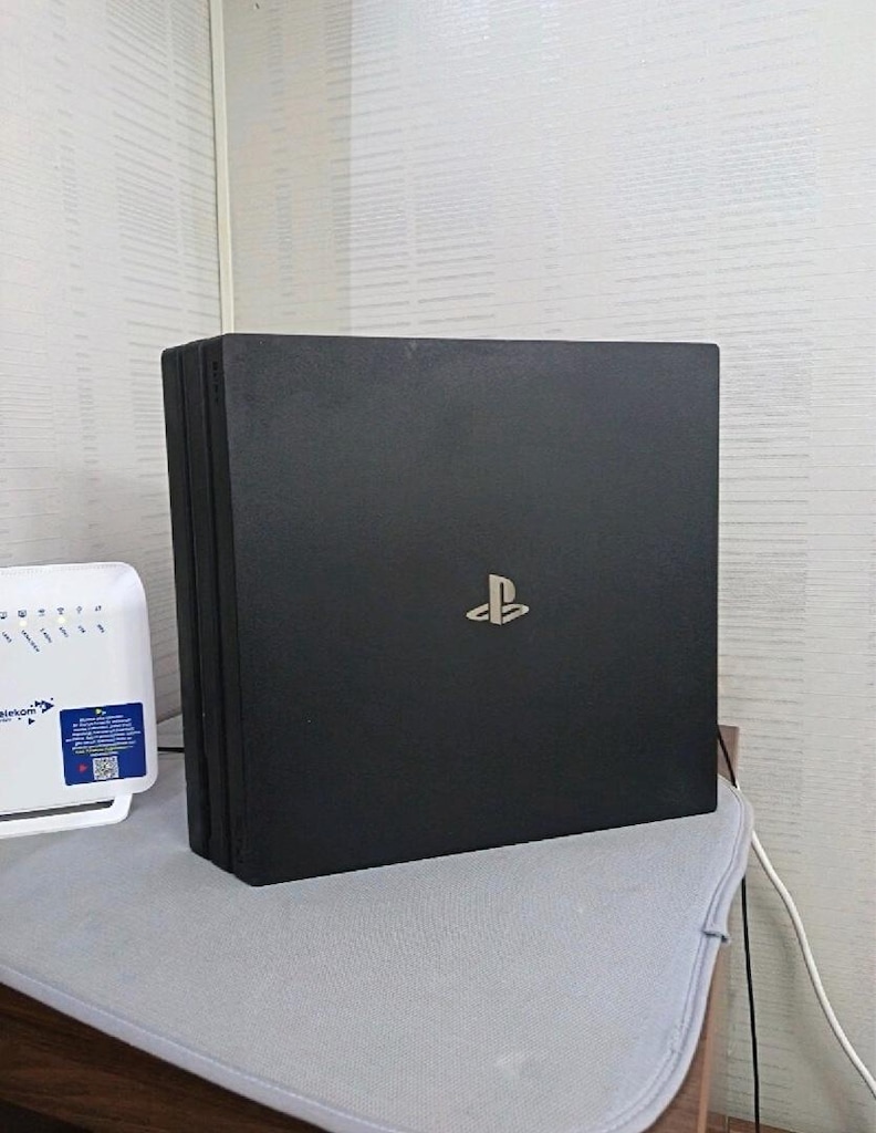 ps4 pro - 4