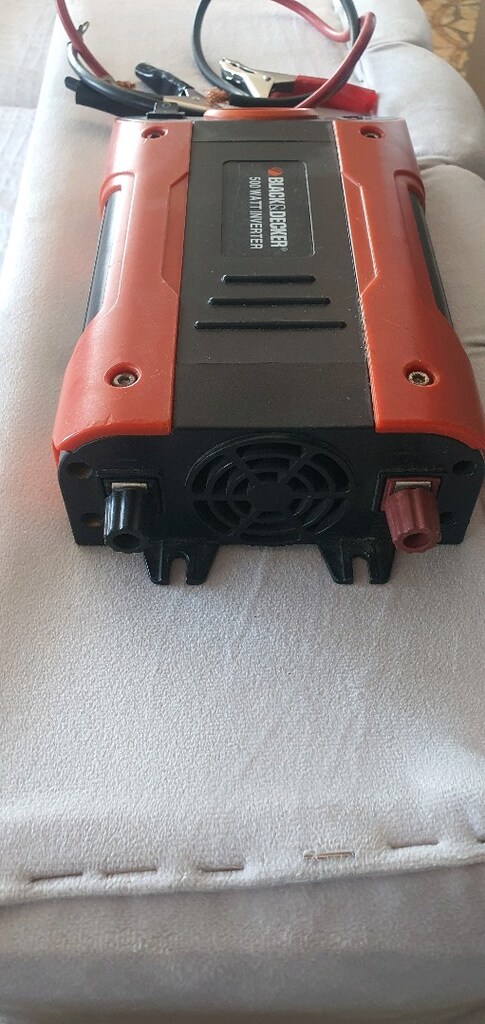 Black Decker 500 watt inverter - 2
