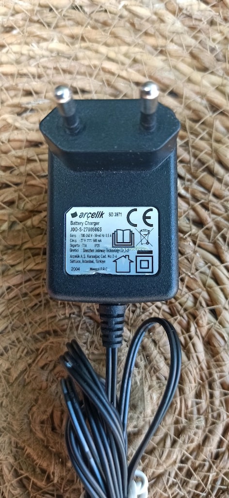 Arçelik SD 3971 Şarjlı Dik Süpürge Adaptörü - 2