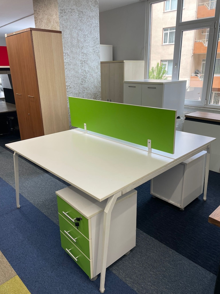 KLAS OFİS ÜSKÜDAR 160x140 cm YEŞİL KESONLU WORKSTATION - 2