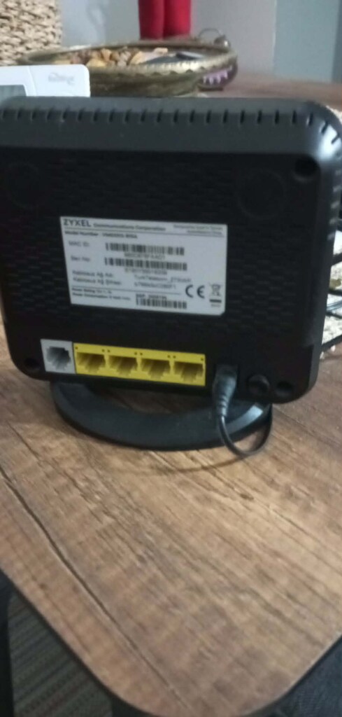 TÜRK TELEKOM MODEM ZYXEL MODEL TEMİZ KULLANIŞLI PAZARLIKSIZ 1000 TL - 4
