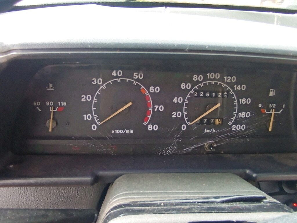 LADA vega 1.5 8 valf - 8