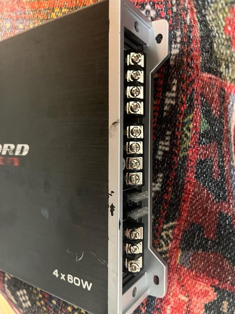 arac amfisi 4x60 yeni - 2
