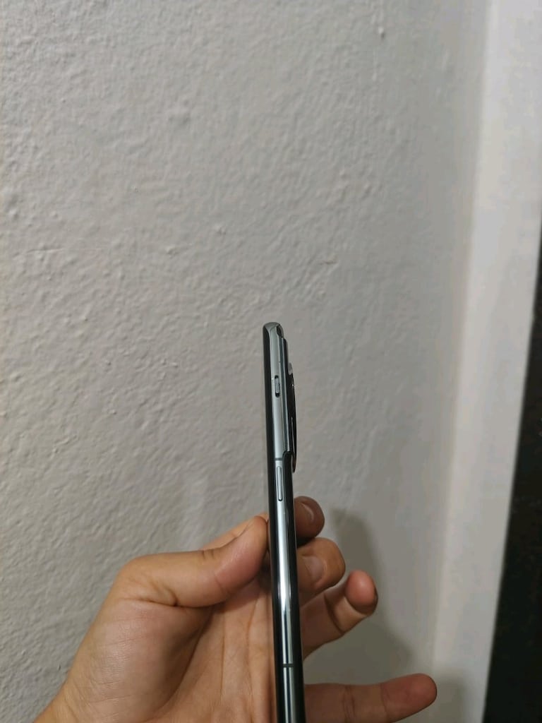 ONEPLUS 11 - 2