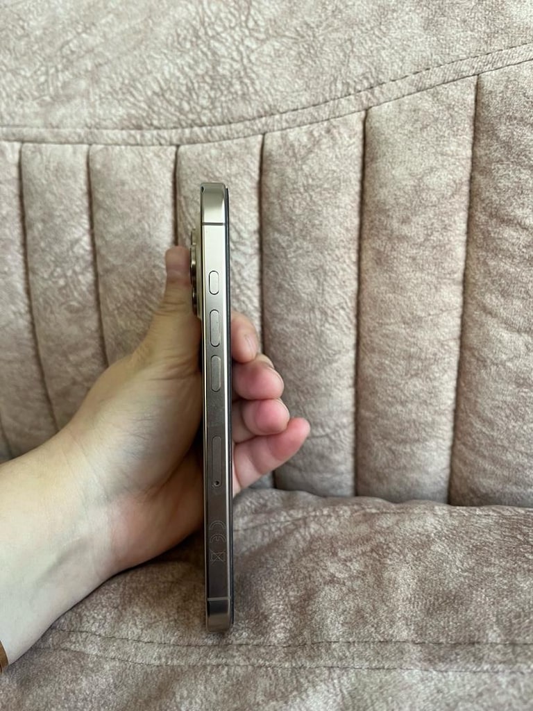 İphone 16 Pro 256 GB - 3