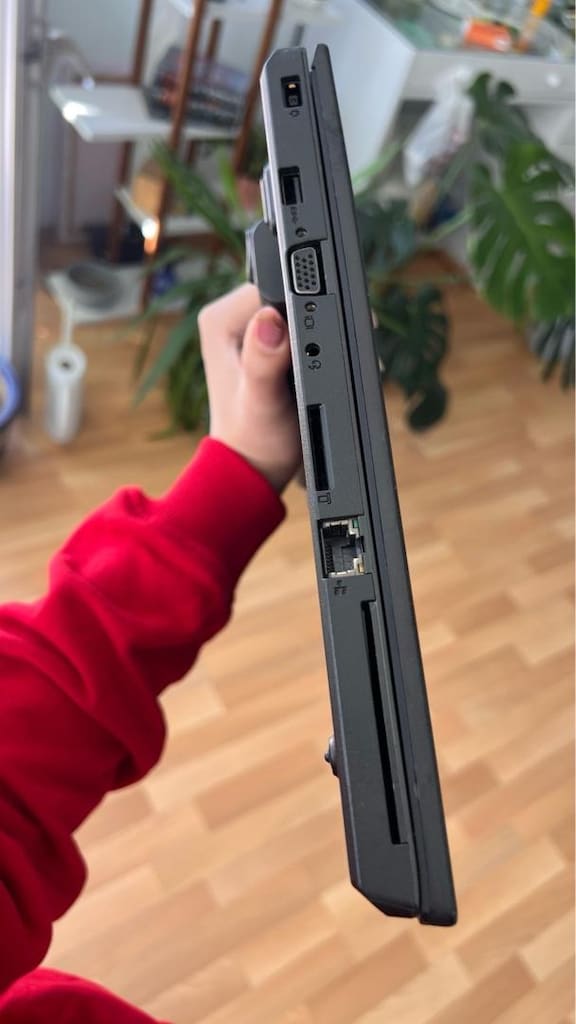 Lenovo ThinkPad T550 i7 / 8 GB RAM / 128 GB SSD + Çanta & Mouse - 4