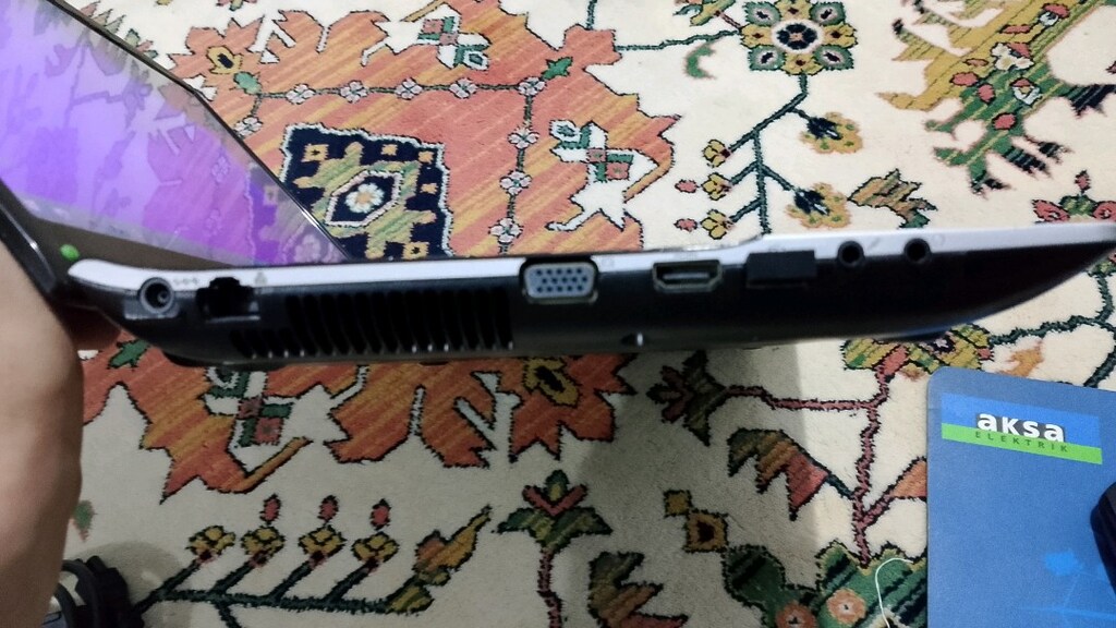 Samsung Laptop i5 - 2
