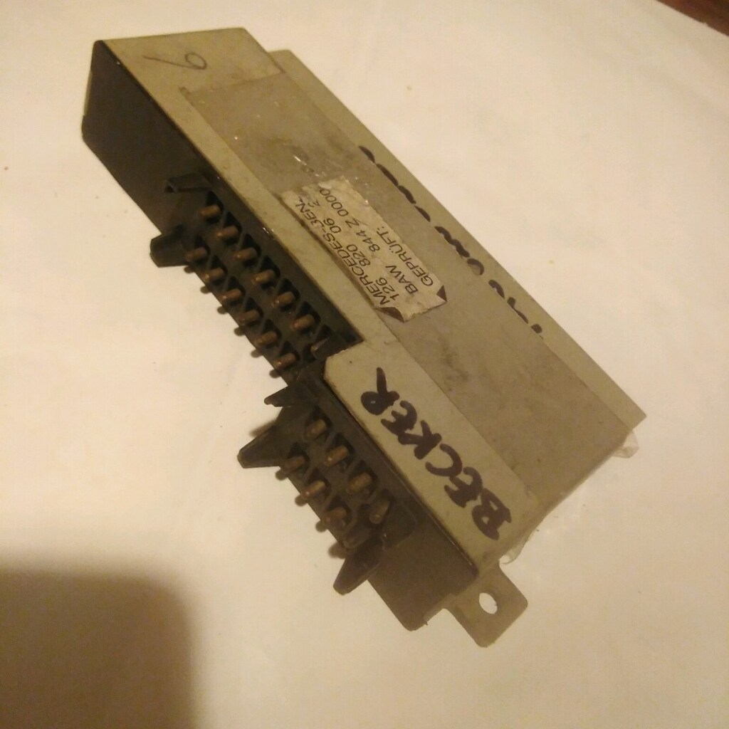 MERCEDES W126 W124 R107 ALARM UYARI KONTROL MODÜLÜ BEYİN - 6