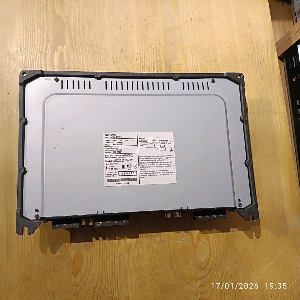 SONY XM 1004 4 KANAL OTO AMFI - 5