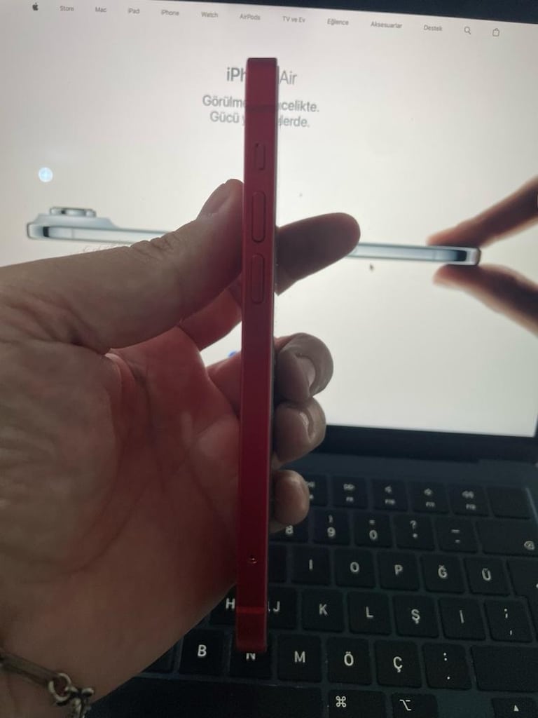 iPhone 12 Red Kusursuz - 3