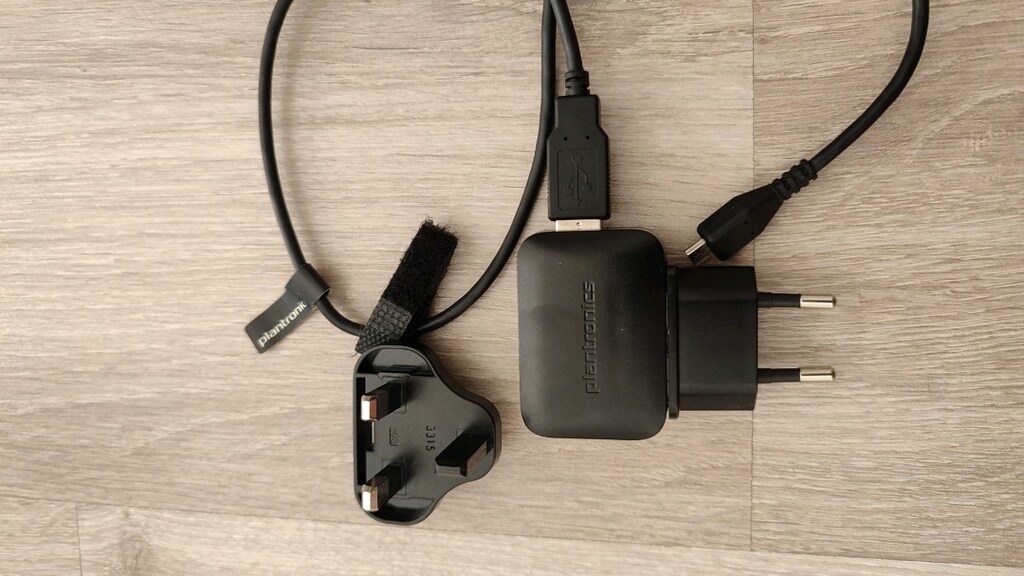 Taşınabilir Konferans Hoparlörü Plantronics Calisto P620 - 4