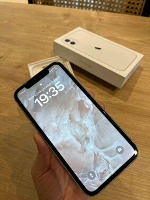 İPhone 11 256 GB