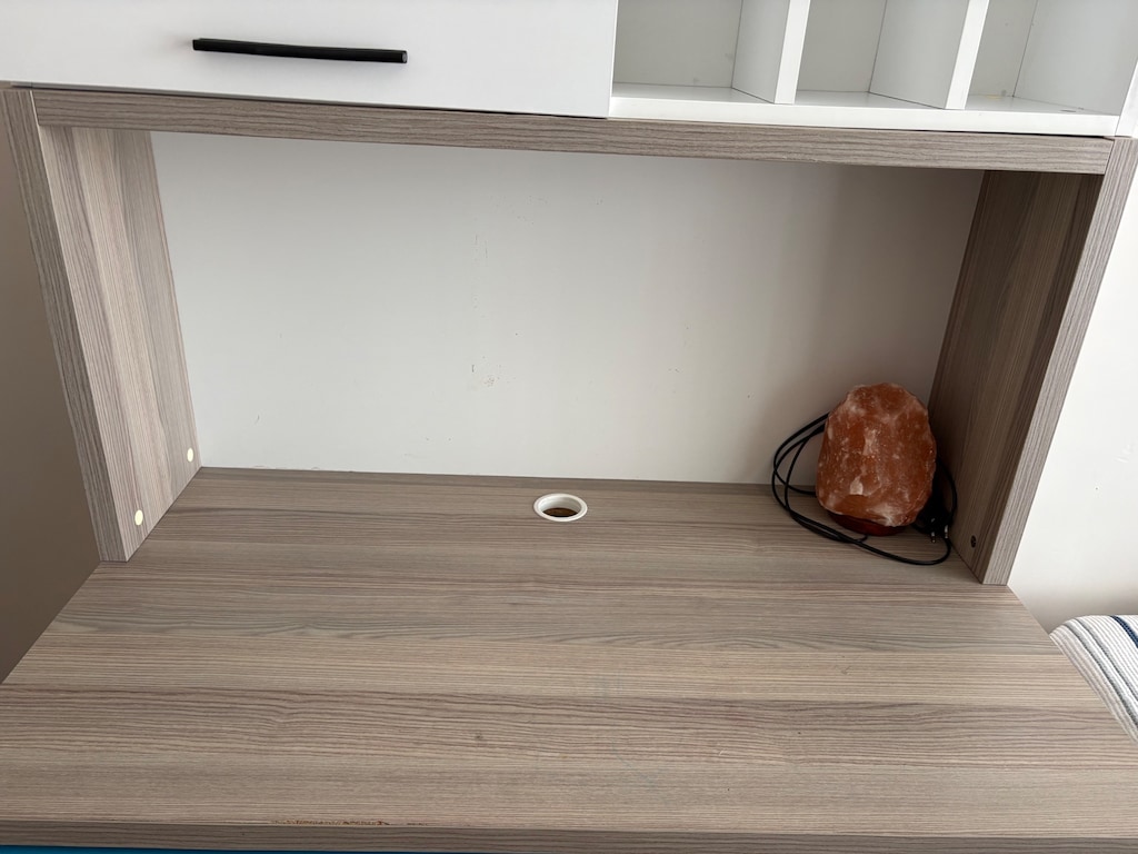 Çocuk odası dolap ve çalışma masası takımı - 6
