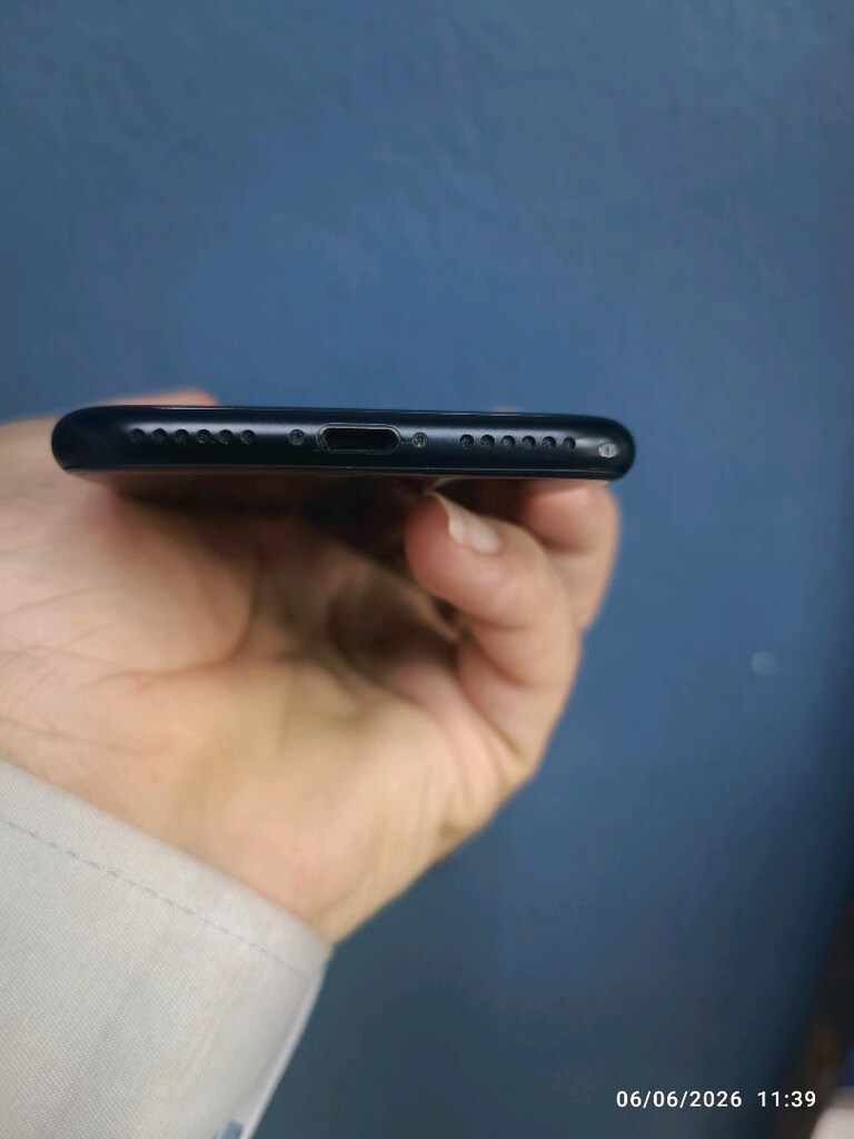 APPLE İPHONE SE 2020 128 GB TR - 5