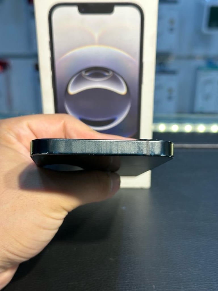 İPhone 16E 128Gb TR 7 AYLIK - 9