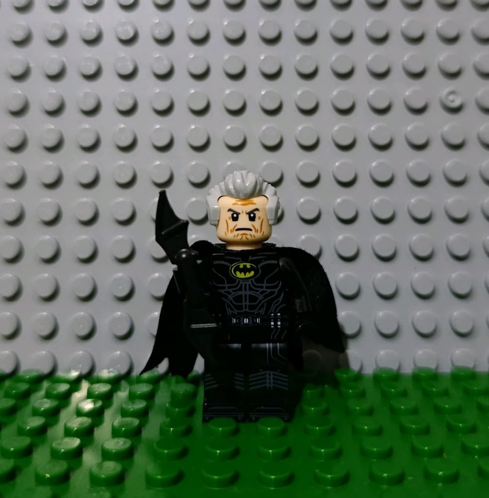 Lego DC Michael Keaton Batman Mini Figür - 2