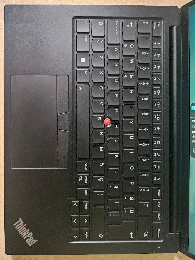 Lenovo Thinkpad E14 Gen 5 Temiz ACİL - 2
