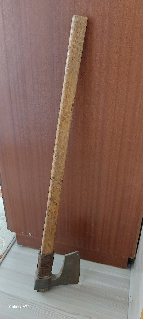 Uzun Saplı Balta - 4