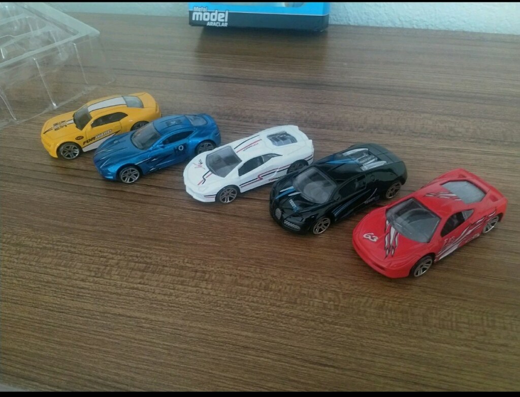 METAL MODEL SPOR ARABA ÇEK BIRAK 5 Lİ SET - 4