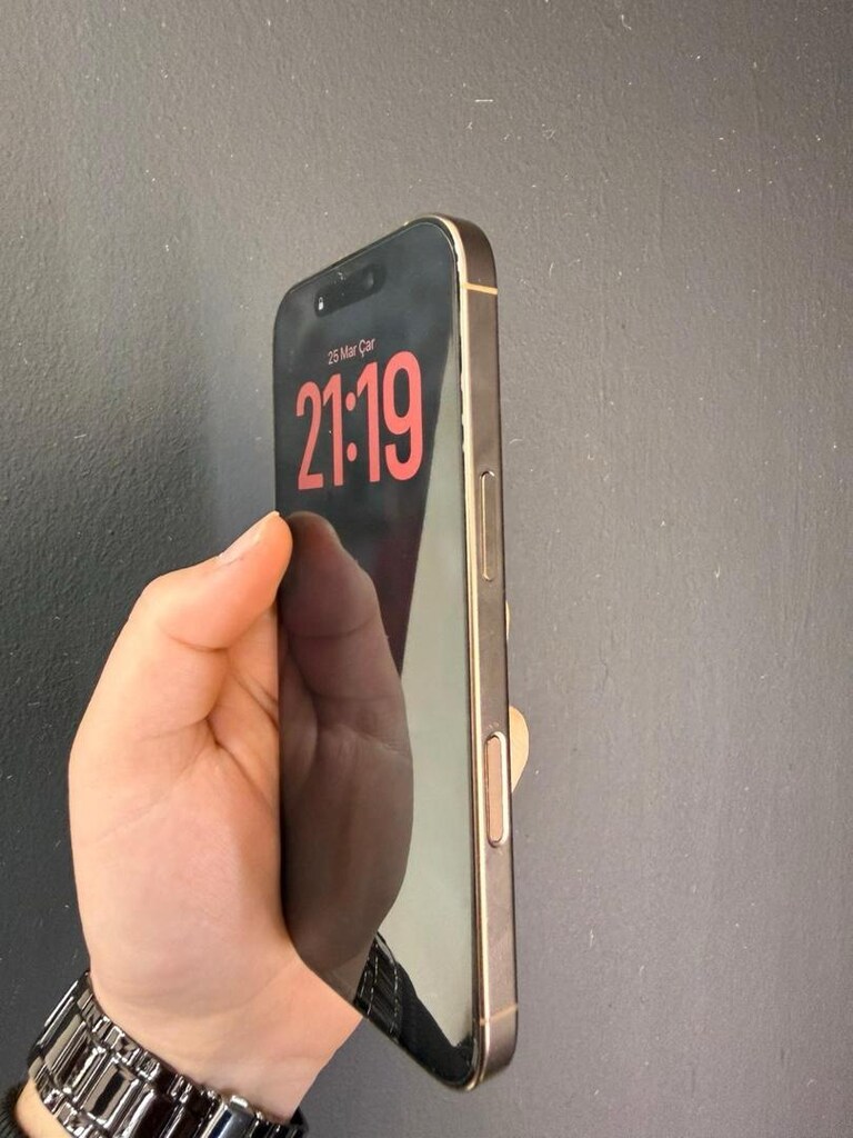 iPhone 16 Pro 128 GB – Çöl Titanyum - 3