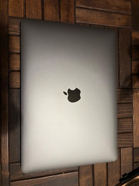 MACBOOK PRO M2 2022