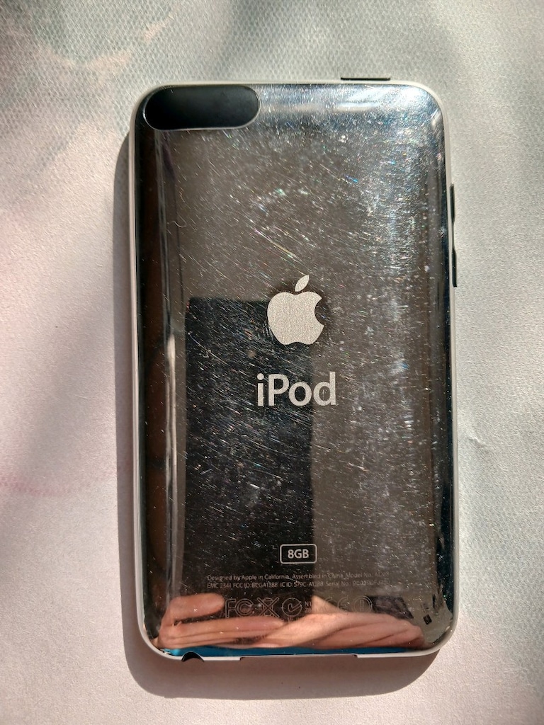 IPOD TOUCH 2.NESİL - 5