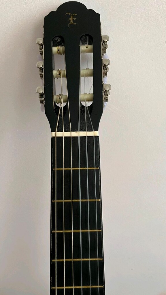 Esteban Siyah Kesik Kasa (Cutaway) Klasik Gitar - Temiz - 3