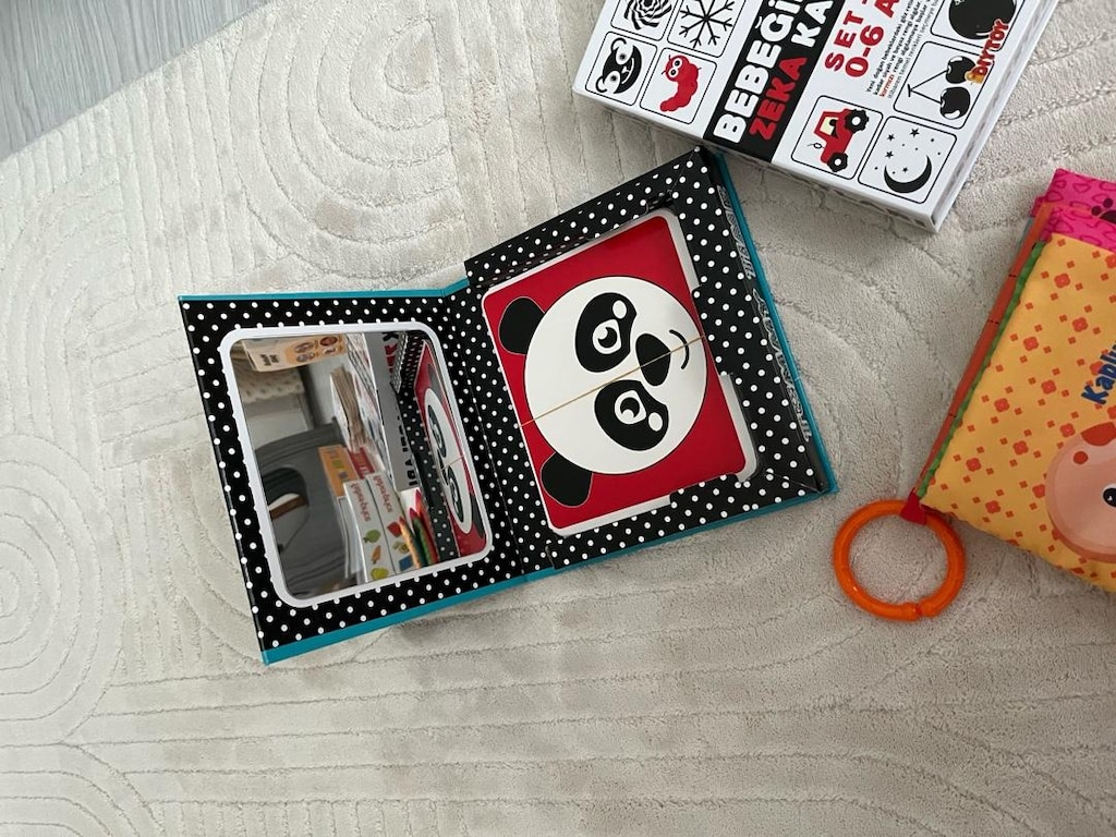 bebek kartları ve hışırtlı kitap - 2