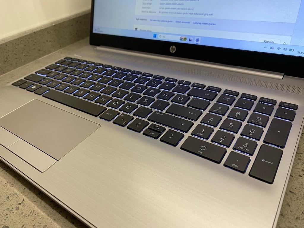 HP 250 G9 - 3