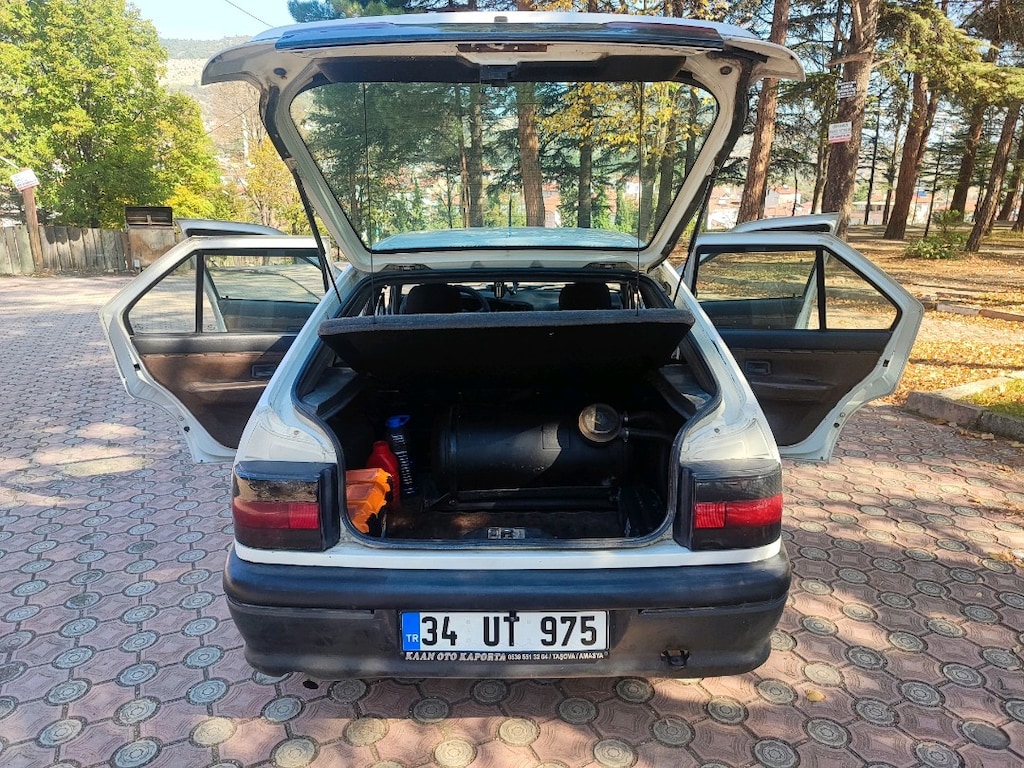 Acil son fiyat 230.000 Renault europa 19 1.4 RN 97 model temiz kacırma - 10