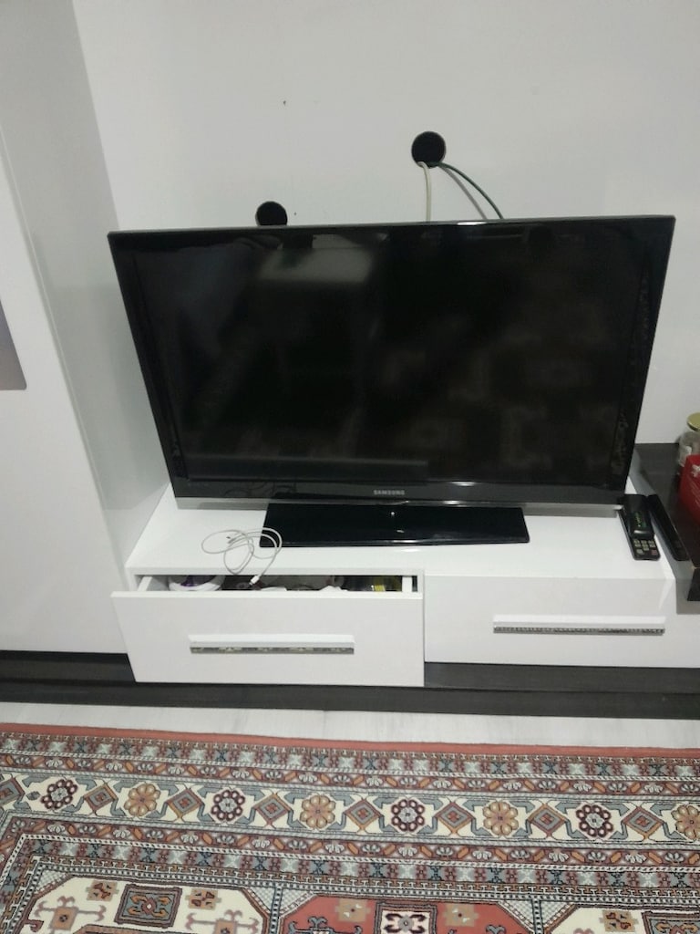 samsung lcd tv 42 inç - 2